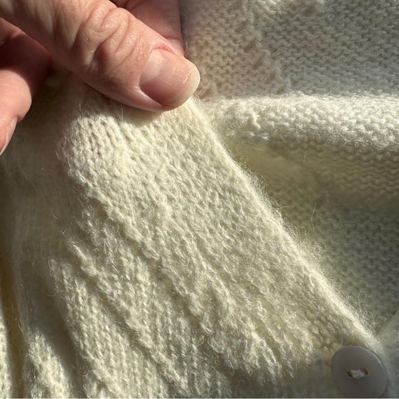 V-Cut Buttoned Down Off White Knit Cardigan Textured, Long Sleeve - Picture 10 of 12